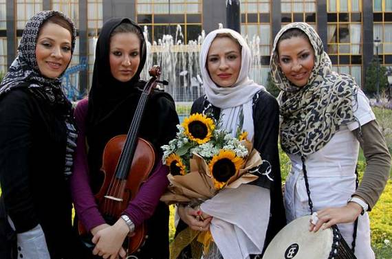 اولین گروه موسیقی پاپ دختران در ایران+عکس