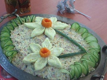 تزیین سالاد الویه بسیار زیبا