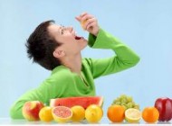 غذاها و خوردنی هایی که در تابستان وزن را کم می کند