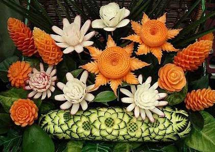 نمونه هایی از تزیینات میوه به شکل گل