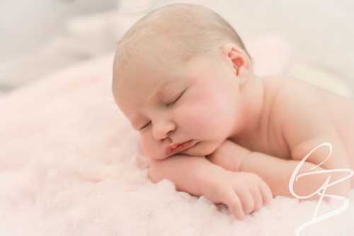 عکس های دوست داشتنی و زیبا از کودکان و نوزادان دختر
