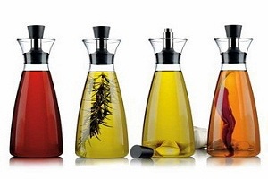 آموزش درست کردن سرکه هلو برای ترشی های پاییزی