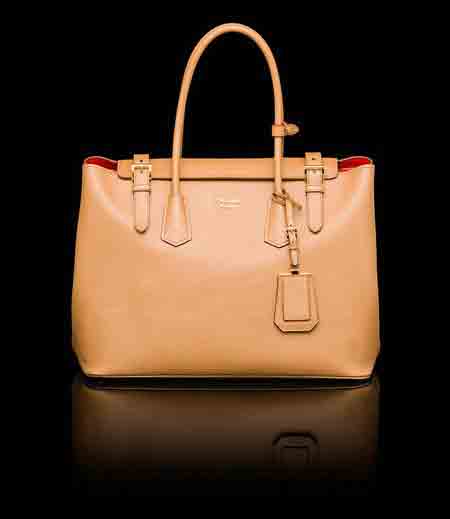 کلکسیون کیف‌های پاییزه برند prada + قیمت