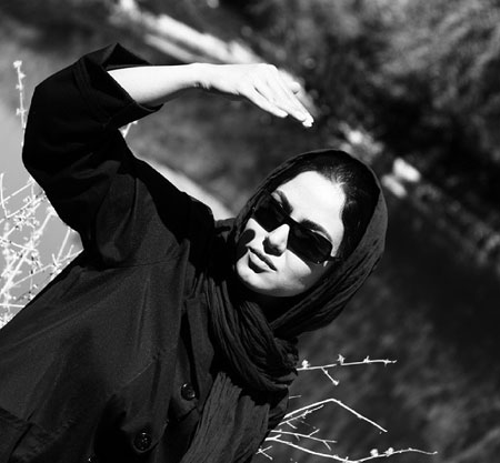 بیوگرافی و عکس های معصومه بافنده بازیگر سریال زخم
