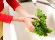 دو توصیه اساسی برای شست و شوی سبزیجات