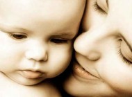 چگونه و با چه شیوه ای با نوزادان حرف بزنیم؟