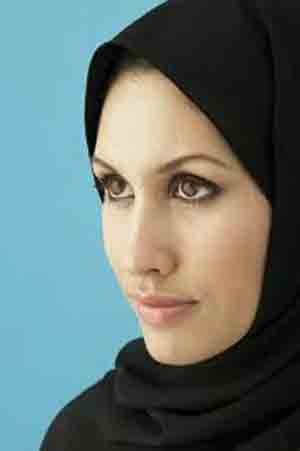 چگونه در ایام سوگواری آرایش کنیم؟ چگونه در ایام سوگواری آرایش کنیم؟