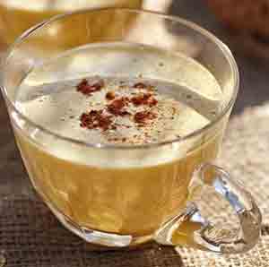 یک نوشیدنی دارچینی برای درمان گلو درد یک نوشیدنی دارچینی برای درمان گلو درد