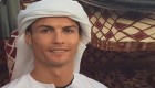 کریستیانو رونالدو و پسرش در لباس عربی (تصویر)