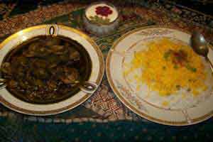 آموزش و طرز تهیه خورش چغاله بادام