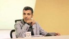 فردوسی پور با آیفون 6 جدیدش