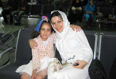بیوگرافی و عکس های جدید خاله شادونه (ملیکا زارعی)