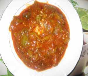 طرز تهیه خورشت بامیه با گوشت