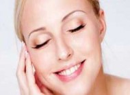 برای زیبایی پوست چی بخوریم چی نخوریم؟