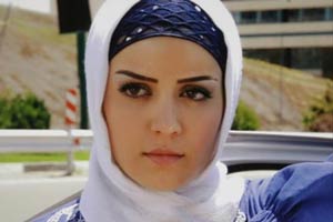 گفتگوی نوروزی با افسانه پاکرو بازیگر دختر جوان گفتگوی نوروزی با افسانه پاکرو بازیگر دختر جوان