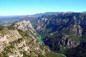 دره بسیار زیبا و دیدنی وردن در فرانسه (تصاویر) دره بسیار زیبا و دیدنی وردن در فرانسه (تصاویر)