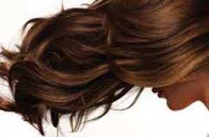 دلایل کچل شدن و کم مو شدن دختران و زنان چیست؟ دلایل کچل شدن و کم مو شدن دختران و زنان چیست؟