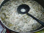 آش شوید باقلا با ماست ترش را چگونه درست می کنند؟