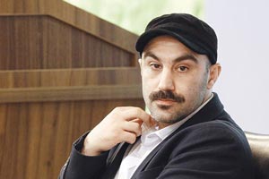 گفتگو با محسن تنابنده درباره پایتخت 4 گفتگو با محسن تنابنده درباره پایتخت 4