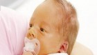 چرا احتمال یرقان یا زردی در ساعات اولیه تولد زیاد است؟