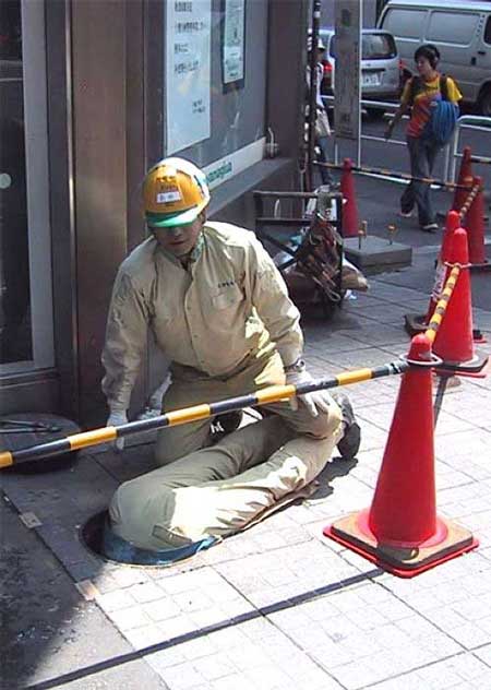 عکس های خنده دار از مردان در حال کار کردن