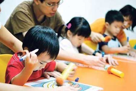 تصاویری جالب از جلسه آزمون کنکور کودکان در هنگ کنگ