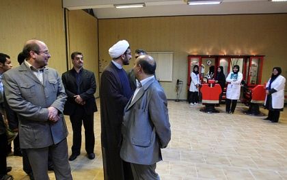 دکتر محمد باقر قالیباف شهردار تهران در آرایشگاه زنانه