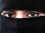 آیا بوسیدن همسر وضو را باطل می كند؟