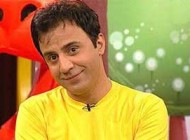 عکس جالب ماشین بنز کلاسیک آلبالویی رنگ عمو پورنگ