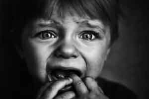 چرا کودک از تاریکی می ترسد؟ چرا کودک از تاریکی می ترسد؟