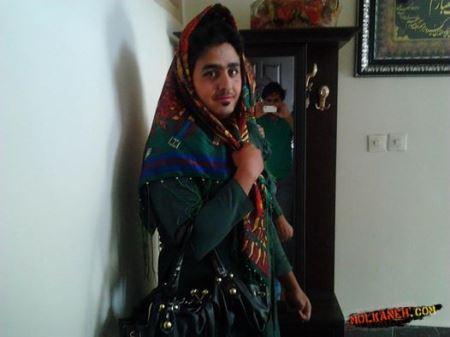 عکس خنده دار پسرانی که خودشون رو شبیه دخترا کردند