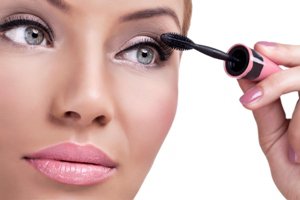 صورت های پف دار را چگونه آرایش کنیم؟