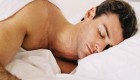 چرا در خواب عرق می‌کنیم و آیا عرق کردن بد است؟