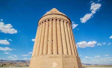 اطلاعات جامع درباره برج تاریخی رادکان همراه با تصاویر