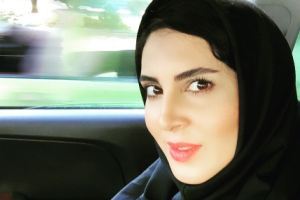 فرمان ماشین لیلا بلوکات سمت راسته یا چپ! فرمان ماشین لیلا بلوکات سمت راسته یا چپ!