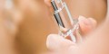 اسپری کردن و زدن عطر و ادکلن به موها خوب است یا بد؟