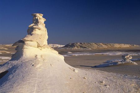 منطقه گردشگری کویر سفید یا صحرای بیضاء در مصر