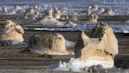 منطقه گردشگری کویر سفید یا صحرای بیضاء در مصر