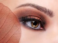 آموزش استپ بای استپ آرایش چشم قهوه ای تیره