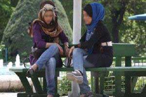 چرخ کردن بدن زن بی حجاب و جوان توسط شوهرش چرخ کردن بدن زن بی حجاب و جوان توسط شوهرش