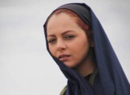 چکامه چمن ماه:از انتشار عکسهای بی حجابم پشیمانم