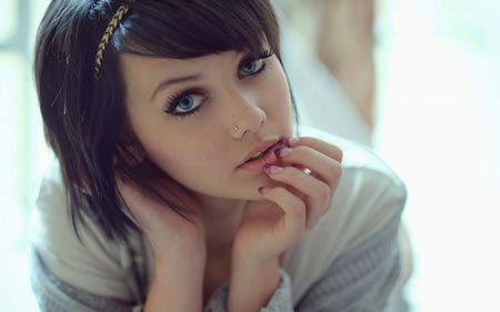 عکس دختران زیبا که طبیعی و مادرزادی خوشگل هستند