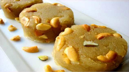 آموزش و طرز تهیه حلوای بادام