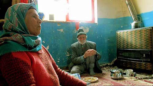 عکس هایی از اولین خانم رفتگر ایرانی را ببینید