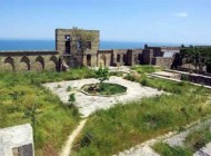 دیواری در روسیه که ایرانی ها بنا کرده اند + تصاویر