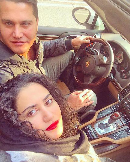 3 عکس زیبا و جذاب از الناز شاکردوست و خواهر برادرش