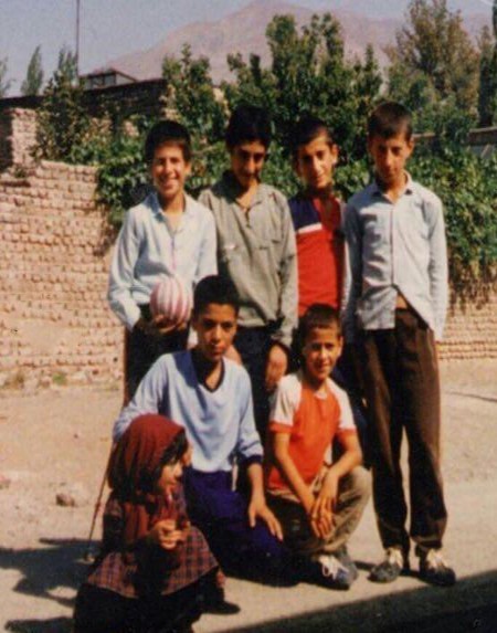 عکس قدیمی از کودکی علی کریمی در سن 8 سالگی