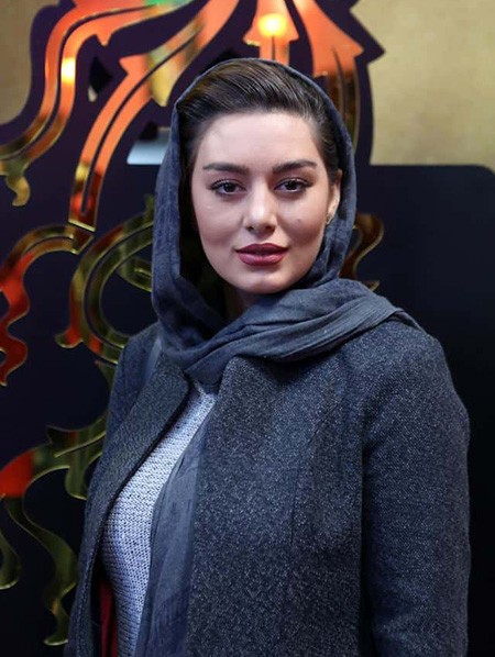 عکس ژورنال مدل مانتوهای زیبای سحر قریشی
