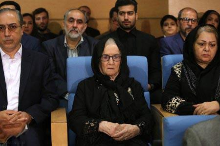 افطاری خوردن رئیس جمهور با بازیگران ایرانی (20 عکس)