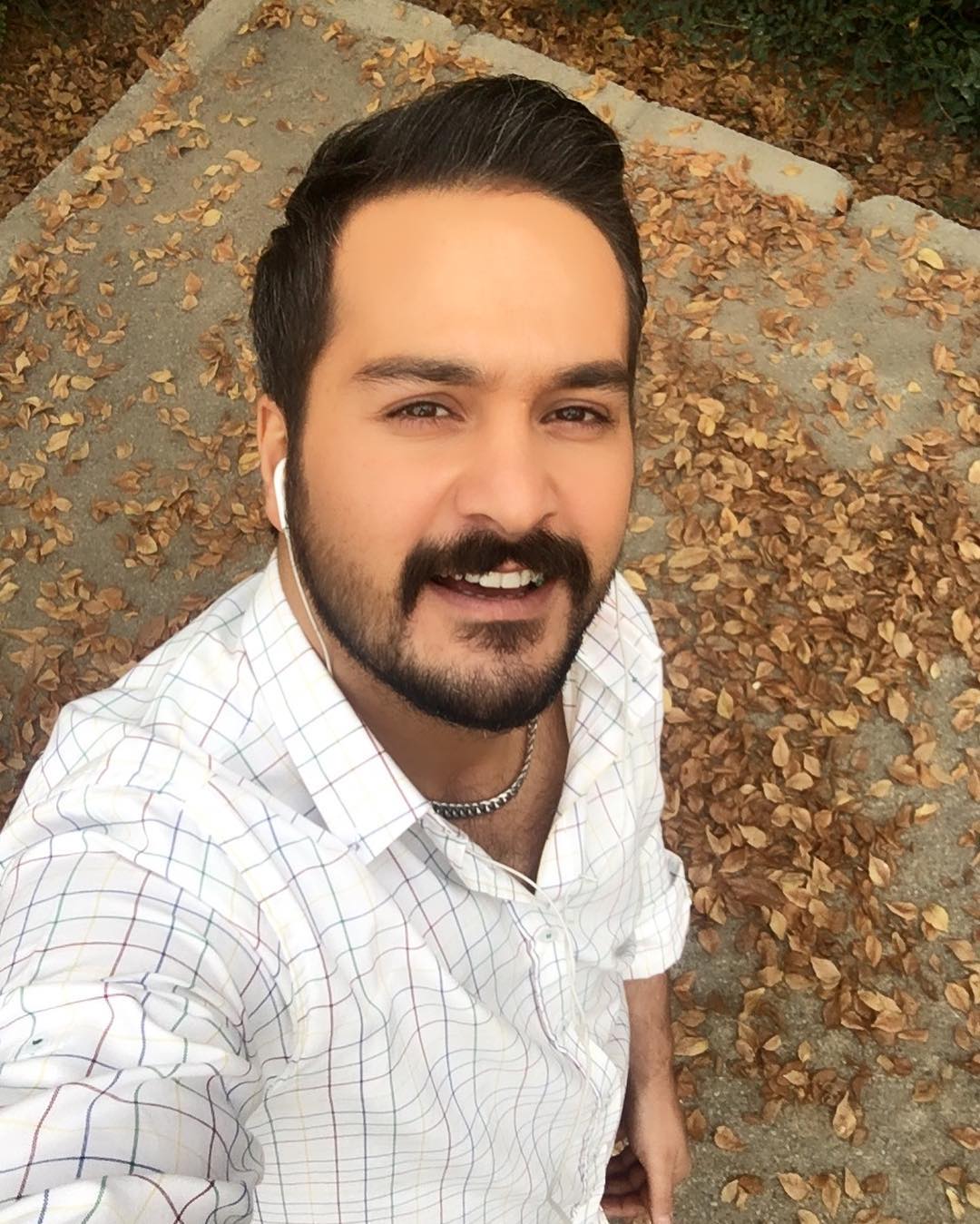 بیوگرافی کامل میلاد کی مرام و همسرش + عکس و پیج اینستاگرام